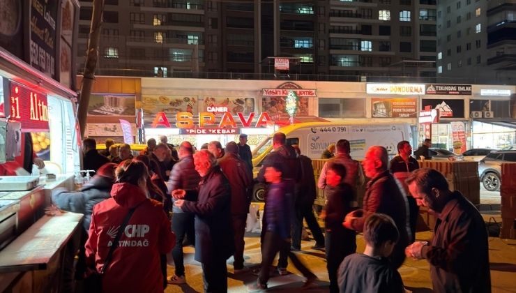 CHP’den Altındağ’da Teravih Sonrası Lokma İkramı